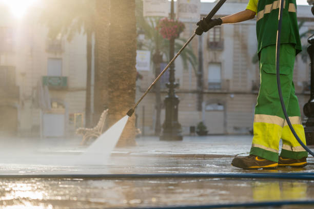 Why Choose Our Certified Pressure Washing Experts for Your Project Needs in Toledo, IL?